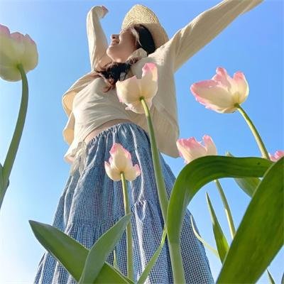 赛马女孩